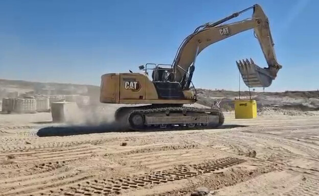 העבודות ברצועה העבודות ברצועה