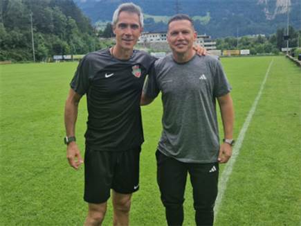 (האינסטגרם של בכר) (האינסטגרם של בכר)