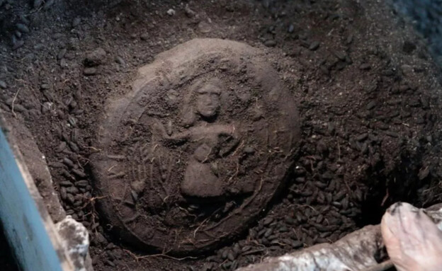 כיכר הלחם עם דמותו של ישו (צילום: רשתות חברתיות לפי סעיף 27 א', רשתות חברתיות לפי סעיף 27א)