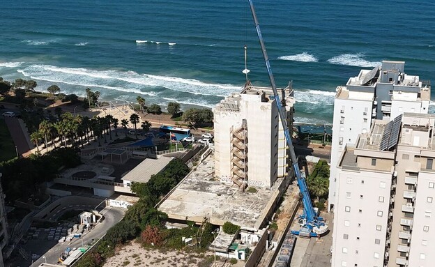 הריסת מלון גליל בנתניה (צילום: קן תור הנדסה בע"מ)