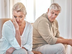 זוג מבוגר, גירושים