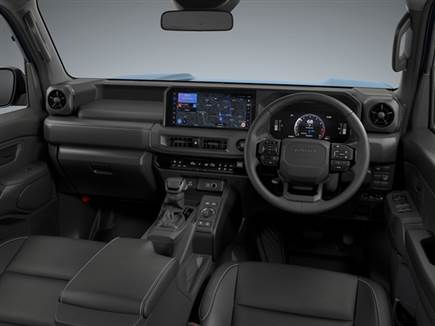 כמו מבחוץ, גם מבפנים הקשר לאח הגדול נמשך