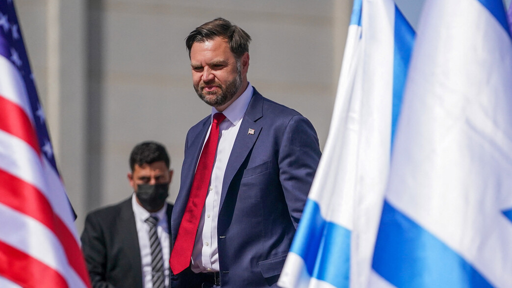 סגן נשיא ארה"ב ג'יי-די ואנס נוחת בישראל