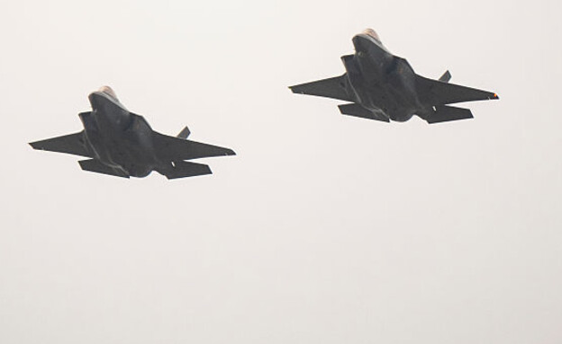 מטוסי הקרב בפעולה (צילום: Thierry Monasse/Getty Images)