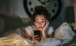 מעבר לשעון חורף (AI: Mako)