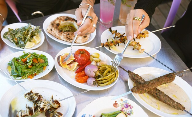 יש שיפודיה מגניבה חדשה בתל אביב. סיח יש שיפודיה מגניבה חדשה בתל אביב. סיח