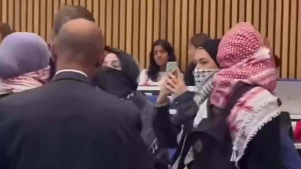 מתקפה אנטישמית נגד מרצה ישראלי בלונדון מתקפה אנטישמית נגד מרצה ישראלי בלונדון