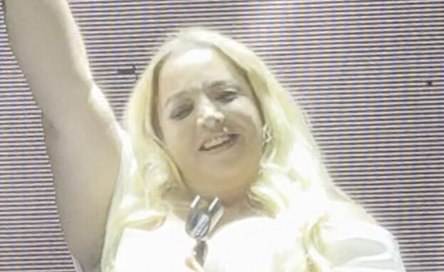 ליאת בנאי בהיכל מנורה