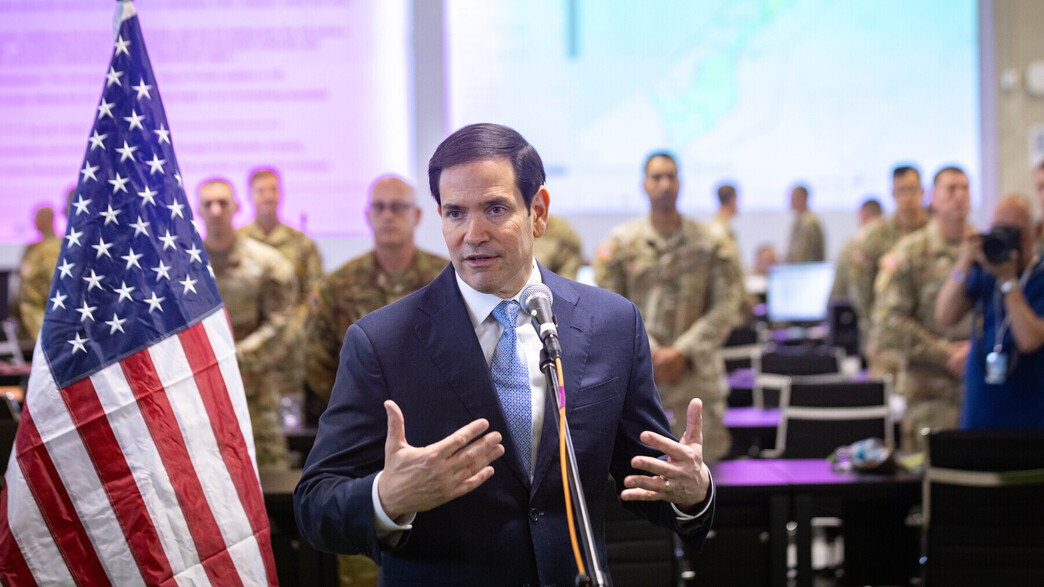 שר החוץ האמריקאני מרקו רוביו במפקדה האמריקאנית ביש שר החוץ האמריקאני מרקו רוביו במפקדה האמריקאנית ביש