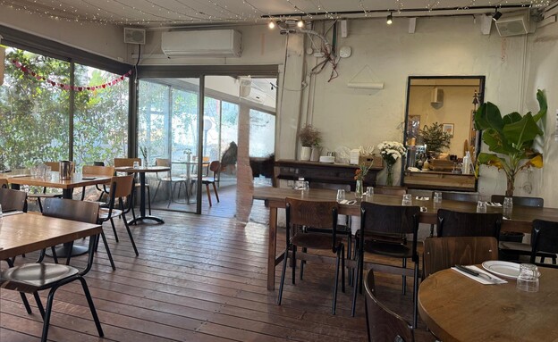 חלל המסעדה. פיצה לילה רמת השרון