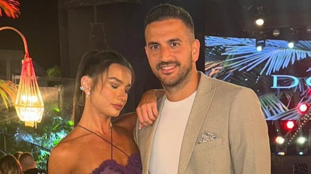 מאץ' עבד, אדל בספלוב