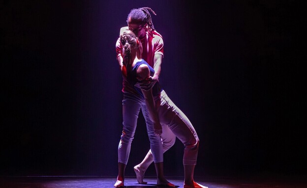 מתוך המופע ״סוף סוף״ של קולבן דאנס מתוך המופע ״סוף סוף״ של קולבן דאנס