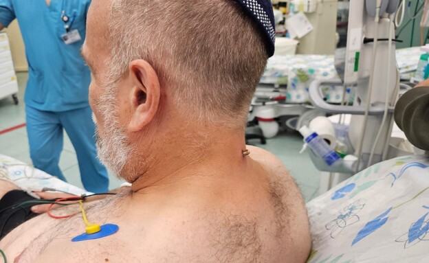 עמירם דביר, שכדור תועה פגע בצווארו עמירם דביר, שכדור תועה פגע בצווארו