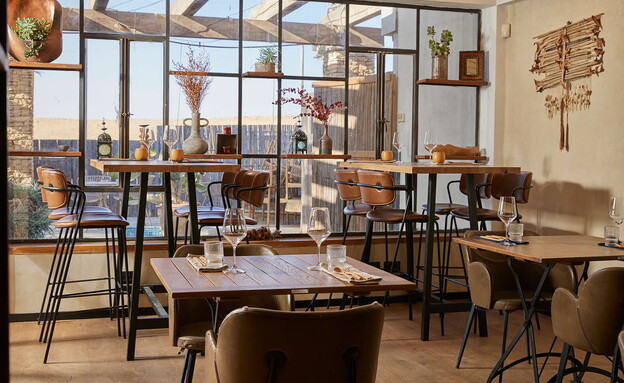 החלל אינטימי. רק 20 מקומות ישיבה החלל אינטימי. רק 20 מקומות ישיבה