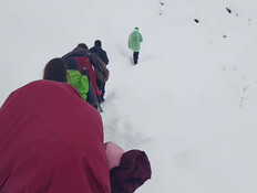 סופה עוצמתית בנפאל: עשרות ישראלים חולצו בשלג כבד