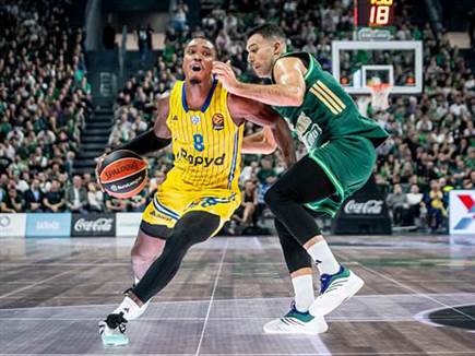 מוכנה לחיות עם זה? (Photo by Panagiotis Moschandreou/Euroleague Ba (צילום: ספורט 5)