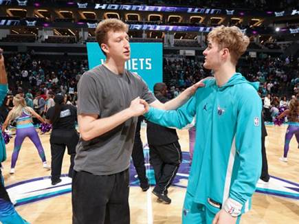 Kent Smith/NBAE via Getty Images (צילום: ספורט 5)
