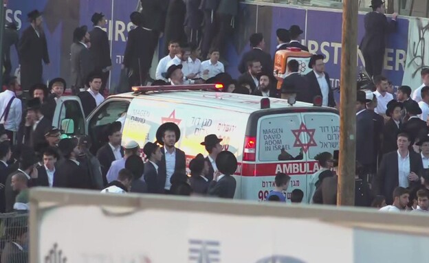 נער כבן 15 נפל אל מותו במחאת החרדים בירושלים נער כבן 15 נפל אל מותו במחאת החרדים בירושלים