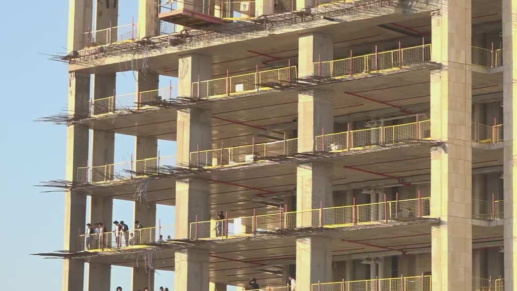 צעיר כבן 20 נפל אל מותו במחאת החרדים בירושלים צעיר כבן 20 נפל אל מותו במחאת החרדים בירושלים