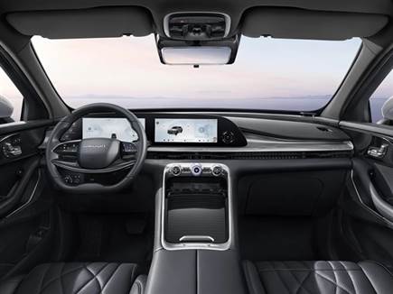 תחושה איכותית בתא הנוסעים (צילום: ספורט 5)