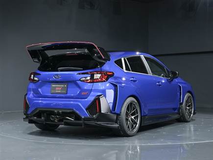 מנוע בוקסר, הנעה כפולה סימטרית ותשכחו בינתיים מפרטים טכניים כמו כ“ס או זמן האצה