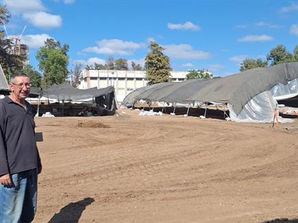 (חשבון הפייסבוק של בוקי נאה)