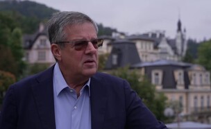 יובל רבין בכפר (צילום: החדשות 12)