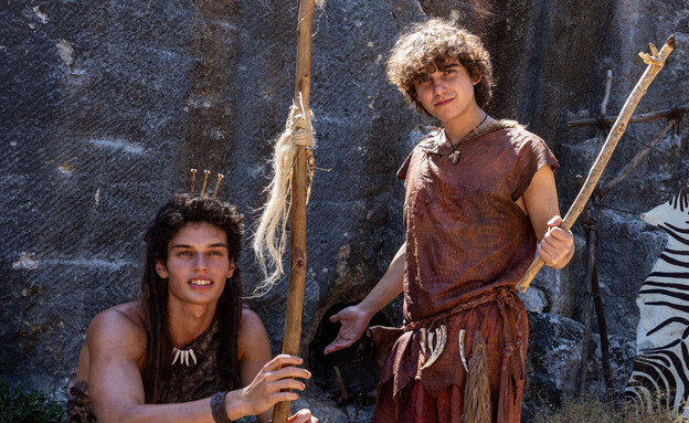 איתי טרחנוב צייר המערות