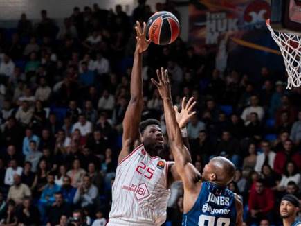 מאמין שהוא שייך ל-NBA (הפועל ת“א) (צילום: ספורט 5)