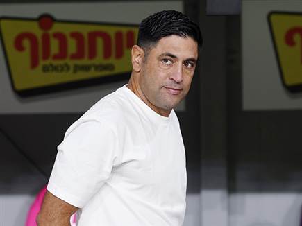 &ldquo;לא מול בובות&ldquo; (אלן שיבר) (צילום: ספורט 5)