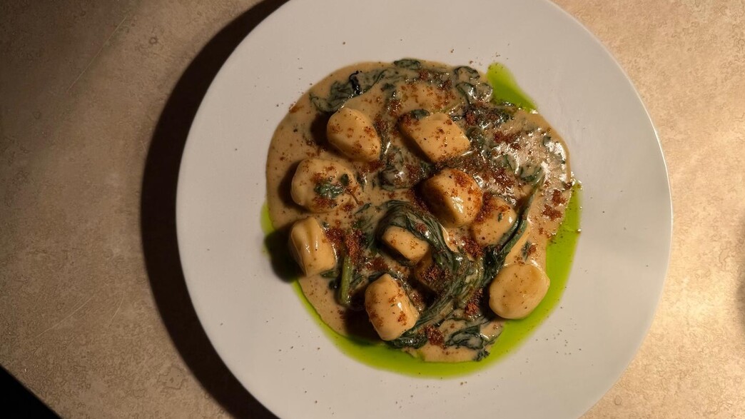 קולינה. קיסריה. ניוקי עננים קולינה. קיסריה. ניוקי עננים