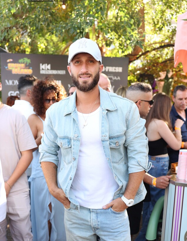 בן זיני בחגיגות יום ההולדת של רונן קוחלי