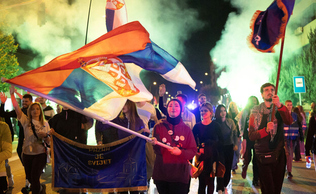 הפגנות בסרביה בעקבות האסון ונגד הממשלה