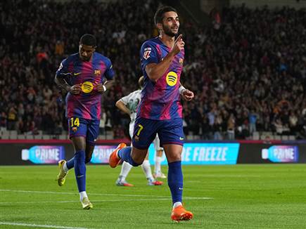 טורס הכפיל (Alex Caparros/Getty Images)