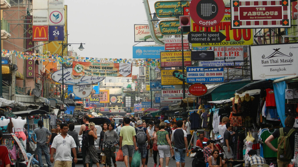 Thailand attacked Cambodia: masses of residents were evacuated