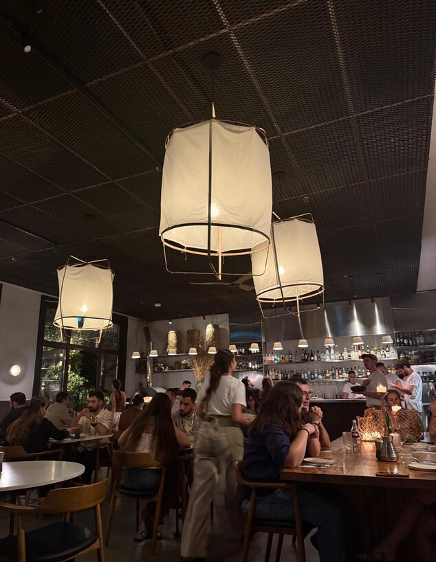 פנים המסעדה. רוז'