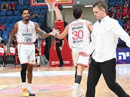 (צילום: ברני ארדוב) (צילום: ספורט 5)