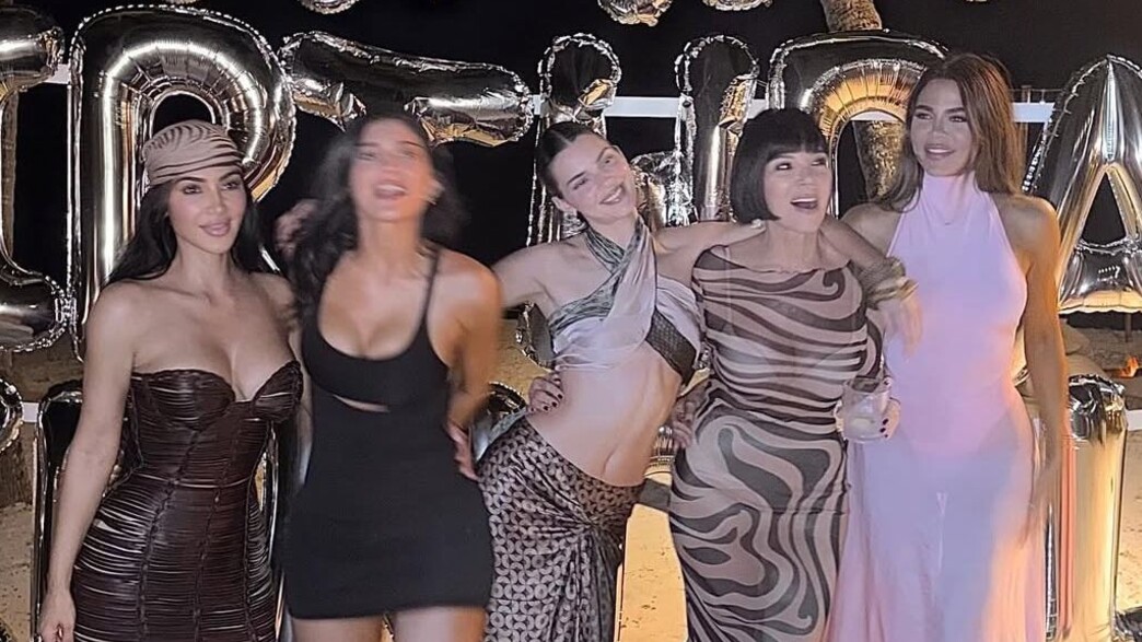 הקרדשיאנס חוגגות לקנדל