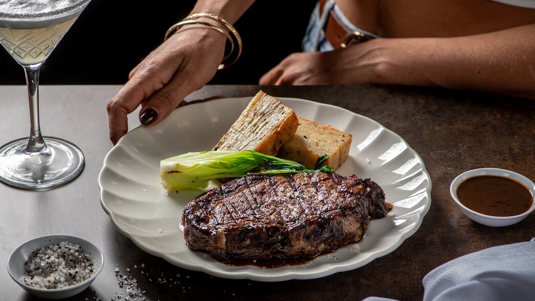 המסעדה הכי גרנדיוזית שנפתחה באילת. לאו.