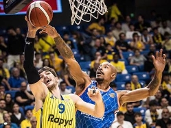 (עודד קרני) (צילום: ספורט 5)