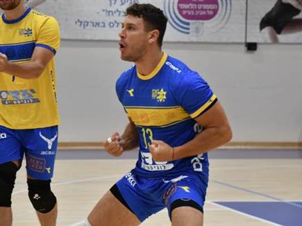 רינת ורדי (מכבי ת"א) (צילום: ספורט 5)