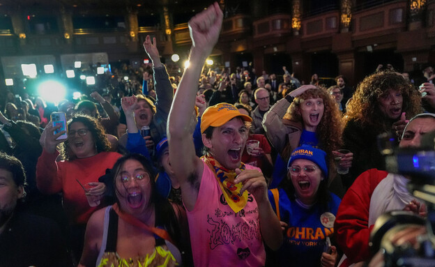 חגיגות ניצחון במטה הקמפיין של זוהראן ממדאני