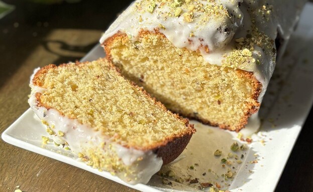 עוגת לימון ופיסטוק