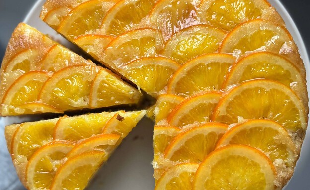 עוגת תפוז הפוכה (צילום: עדי קלינגהופר)