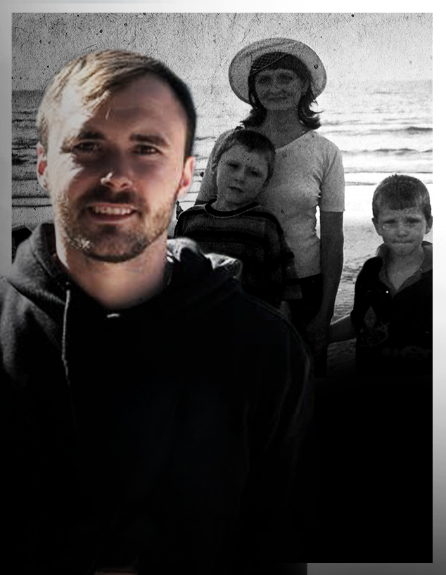 האחים אלכס וסלבה עם אימם ילנה האחים אלכס וסלבה עם אימם ילנה