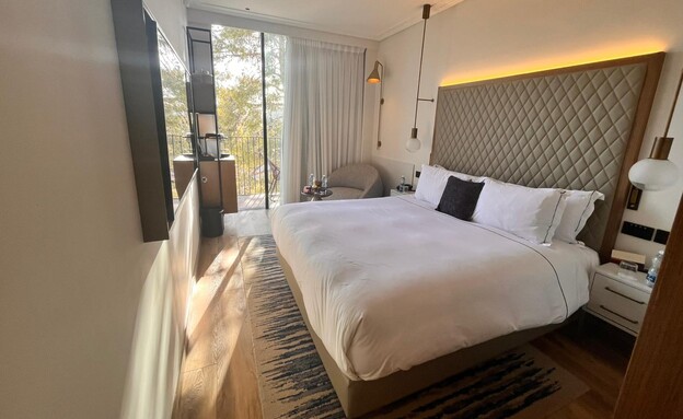 חדר שינה מלון נו'צה פתאל ירושלים 