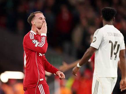 מקאליסטר חגג שער ניצחון (Photo by Carl Recine/Getty Images)