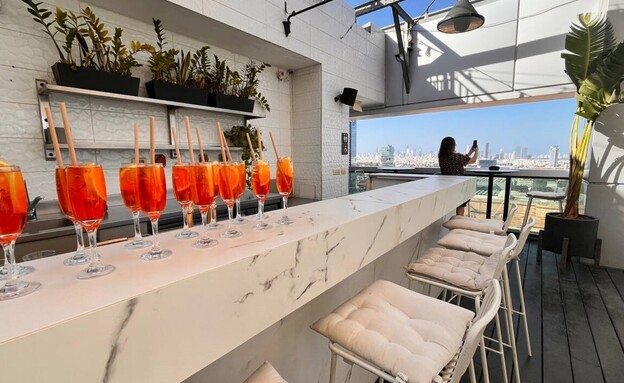 בר בריכת מלון פרימה לינק פתח תקווה בר בריכת מלון פרימה לינק פתח תקווה