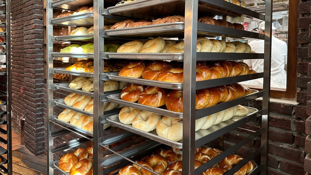 מאפייה, לחמים מאפייה, לחמים