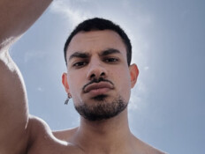 יוני אלמקייס כוכב רשת